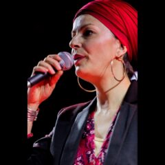 16 emmanuelle marron